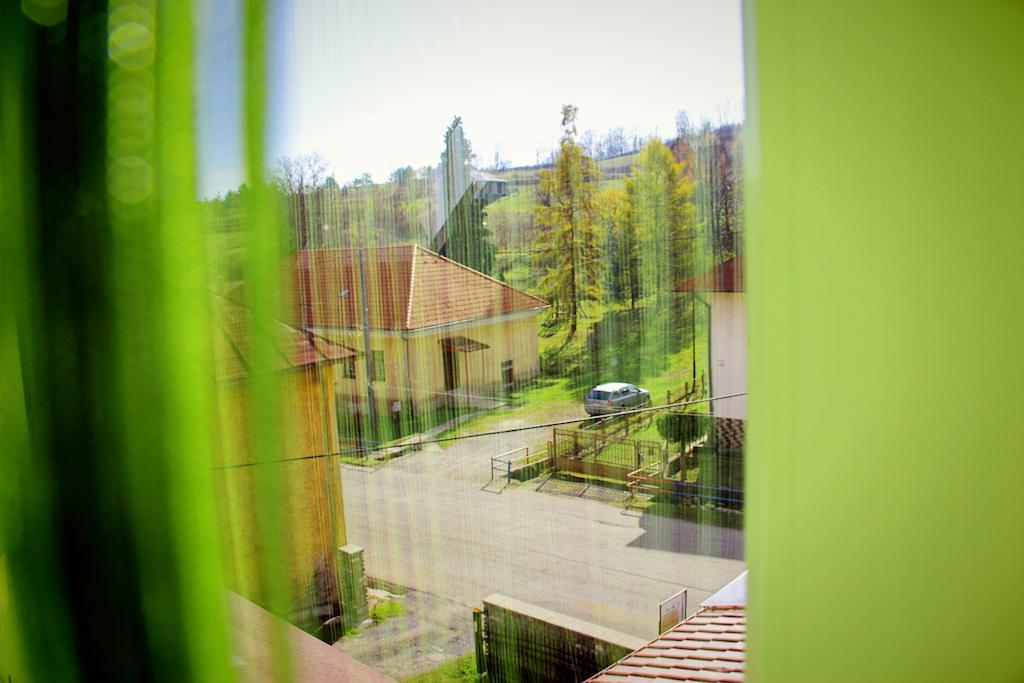 Vila Dravce Luaran gambar